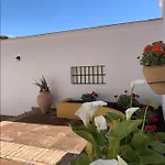 Encantador Apartamento-centrico-con Amplio Jardin *