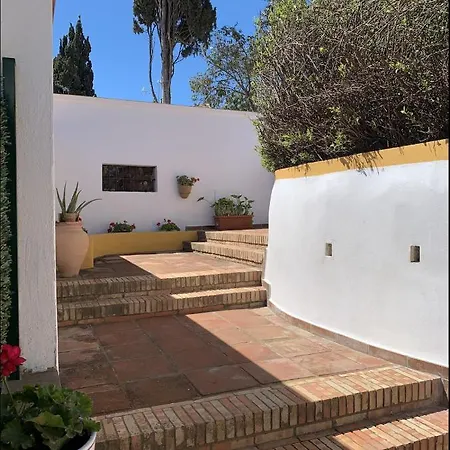 Encantador Apartamento-centrico-con Amplio Jardin 토레몰리노스